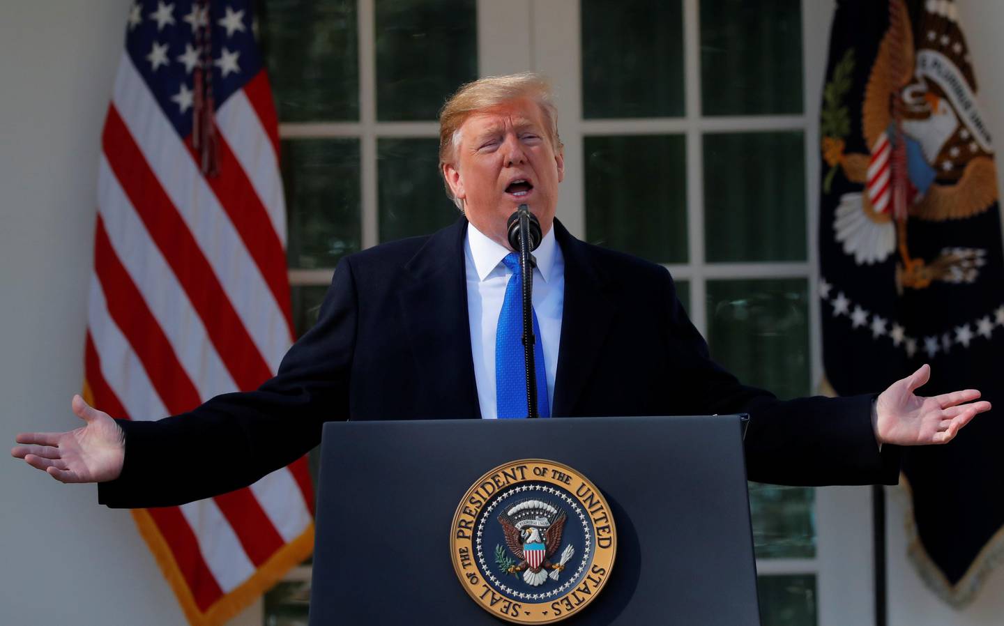 U.S. President Donald Trump declares a national emergency at the U.S.-Mexico border as he speaks about border security in the Rose Garden of the White House in Washington, U.S., February 15, 2019. REUTERS/Carlos Barria