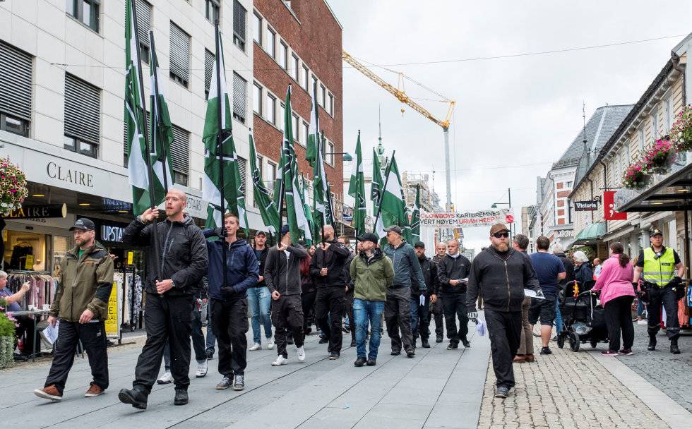 Flere voldsdømte svenske nynazister deltok da Den nordiske motstandsbevegelsen marsjerte i Kristiansand.