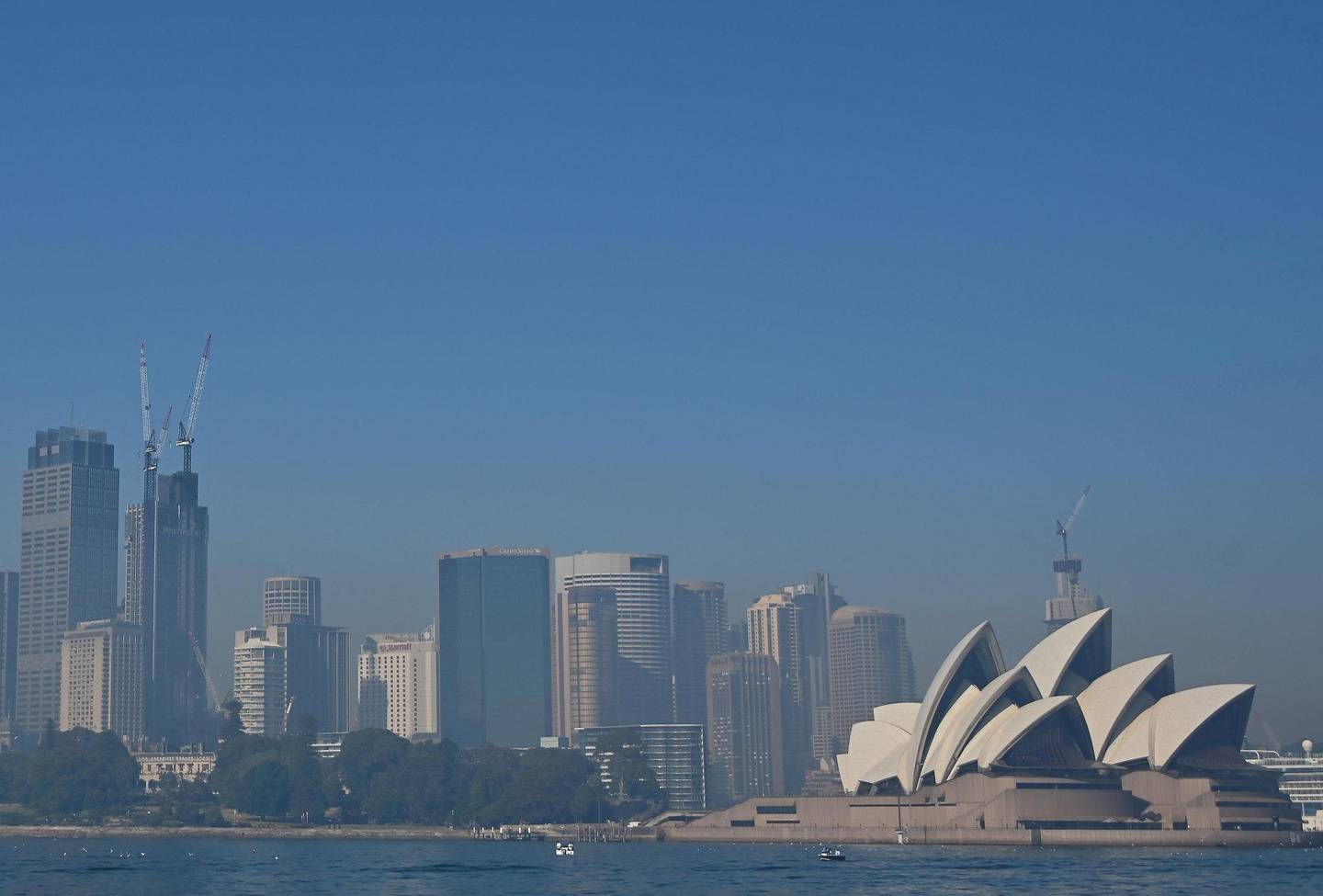 Operaen i Sydney i røyk tirsdag. Foto: NTB scanpix