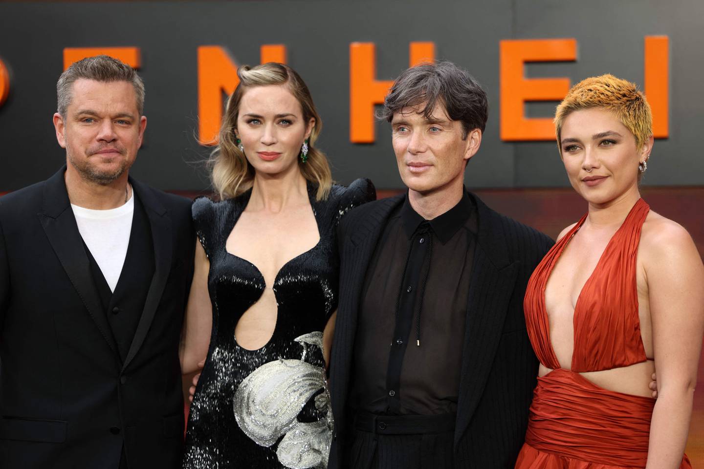 De henholdsvis amerikanske, britiske og irske skuespillerne Matt Damon, Emily Blunt, Cillian Murphy og Florence Pugh på filmpremieren til Christopher Nolans nye film «Oppenheimer» i London 13 juli, før de ifølge flere internasjonale medier forlot premieren som følge av streiken.