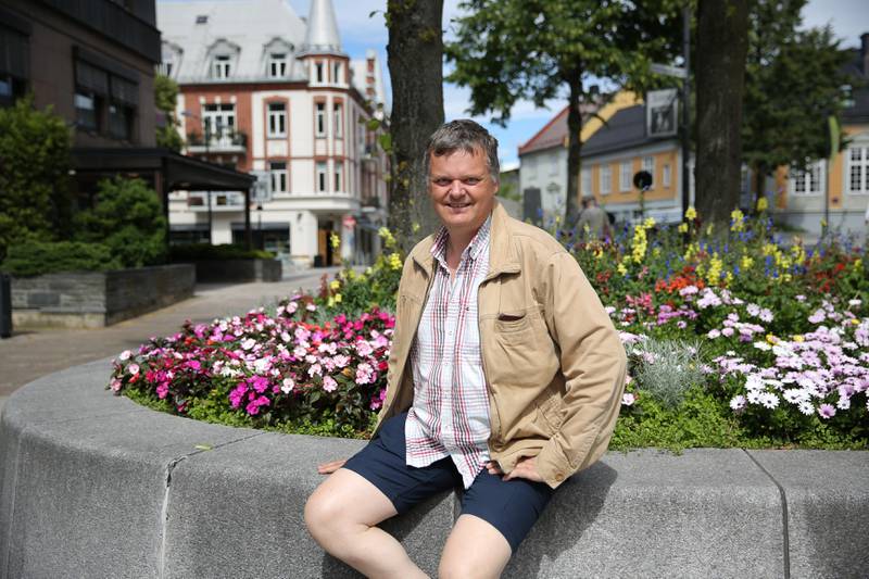 Håkon Borch, MDG Østfolds 1.-kandidat til Stortinget, mener bruken av fossilt drivstoff må straffes hardere.