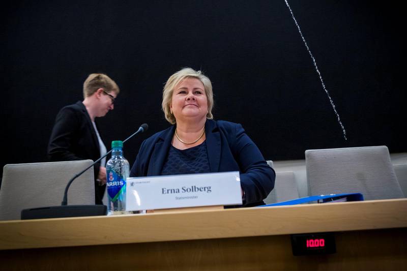 SELVKRITIKK: Statsminister Erna Solberg erkjente at hun har vært upresis med informasjon til Stortinget. Hun sier også at regjeringen burde kommunisert bedre, tydeligere og tidligere til Stortinget.Foto: NTB scanpix