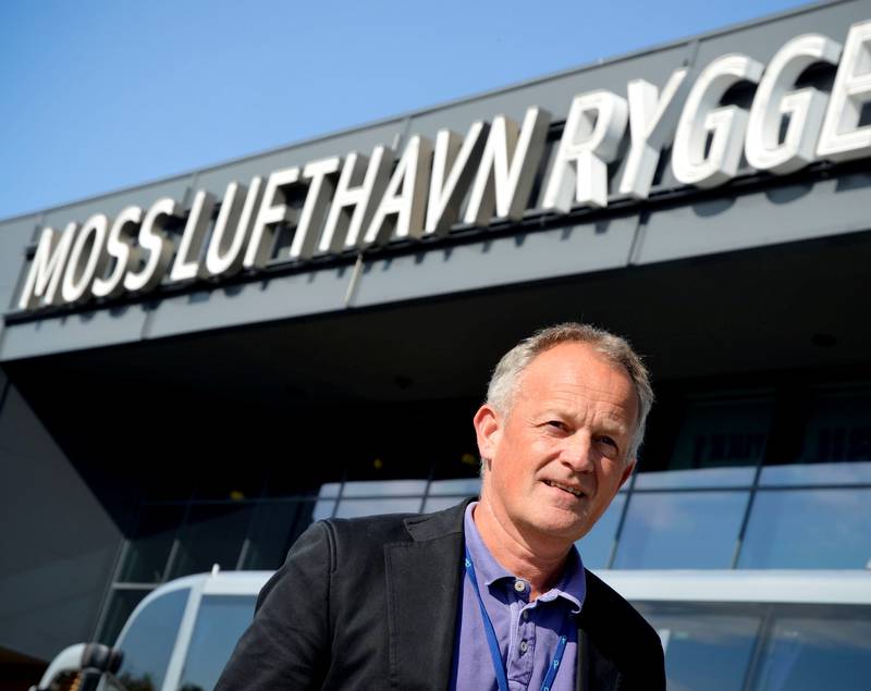 Flyplassdirektør Pål Tandberg har gjort et godt grep for å sikre de ansatte jobber når Moss lufthavn Rygge blir nedlagt 31. oktober i år, mener kommunikasjonsekspert Øyvind Nustad.