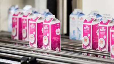 Overproduksjon av melk: Norske bønder har betalt over 400 millioner i avgift på ni år