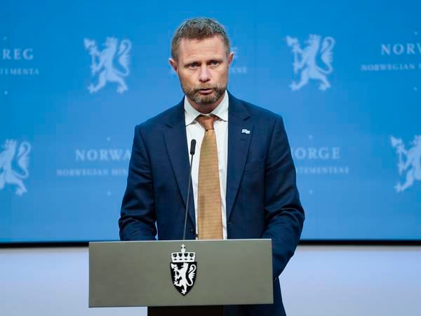 Tidligere helseminister Bent Høie nektet å ha mer med NFF å gjøre