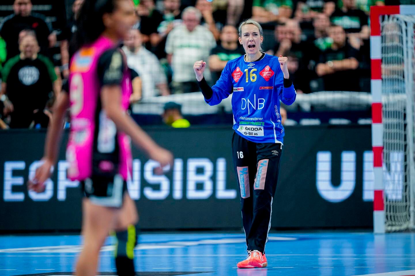 Vipers målvakt Katrine Lunde under semifinalen i Champions League i håndball mellom Györ og Vipers i MVM Dome Budapest.
Foto: Beate Oma Dahle / NTB