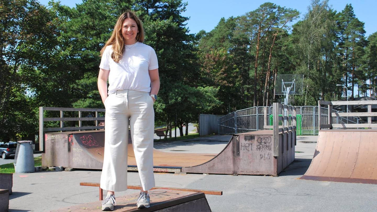 KrF-politiker Maria Moe ved skateparken i Råde.