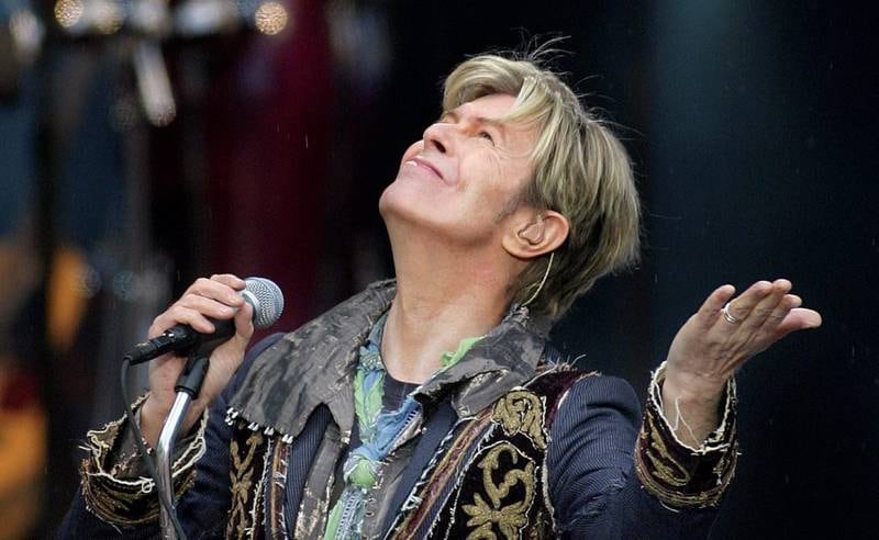 2004: David Bowie sist vi så ham i Norge. Norwegian Wood-konserten fortsatte selv etter at noen kastet en kjærlighet-på-pinne rett i øyet hans. FOTO: MARTE CHRISTENSEN