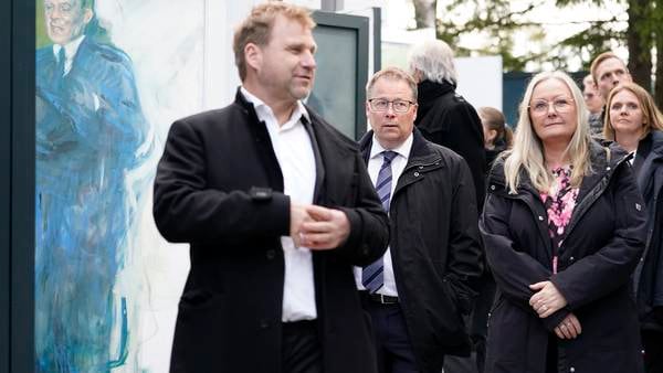 Vebjørn Sand ble overrasket av forsvarsministeren – får penger til å ta Roseslottet ut på turné