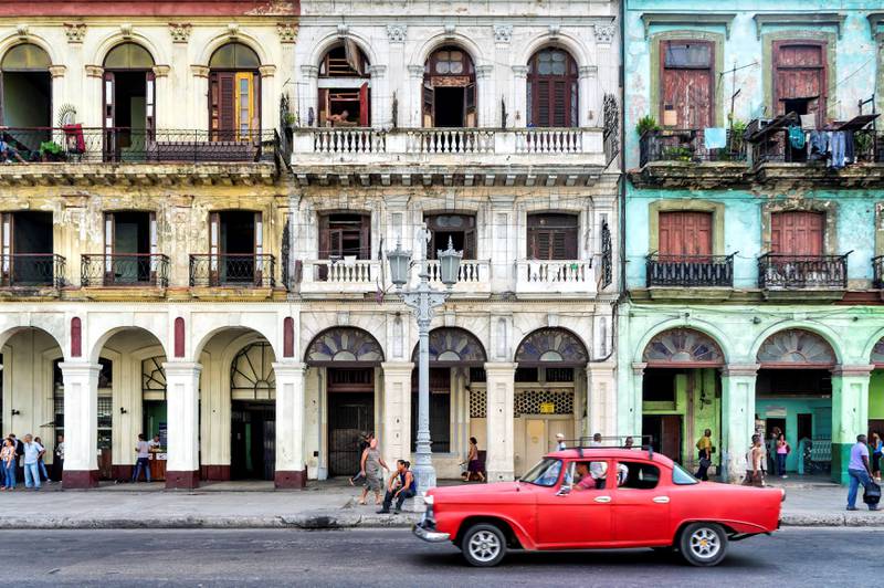 Røff, rufsete og full av sjarm. Opplev Havanna før turistene flommer inn. FOTO: FRANKIX/ISTOCK