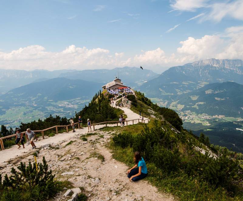 KEHLSTEINHAUS: Hitlers fritidshus, bedre kjent som Ørneredet, er kanskje Berchtesgadens mest berømte turistattraksjon, men det er utsikten over alpelandskapet som setter seg sterkest i minnet. FOTO: Axel Munthe-Kaas Hærland/NTB scanpix
