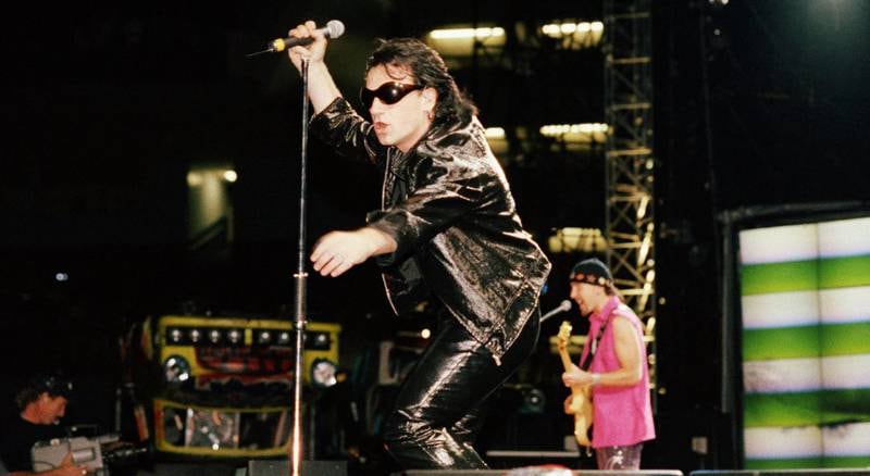U2 med Bono i spissen feiret murens fall med albumet "Achtung Baby", en av milepælene i det musikkhistorisk sterke året 1991.