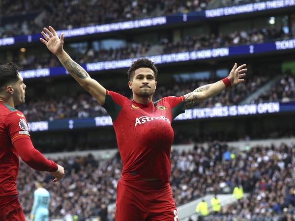 Tottenham forlenget scoringsrekke i nederlag – Villa klatret til fjerdeplass