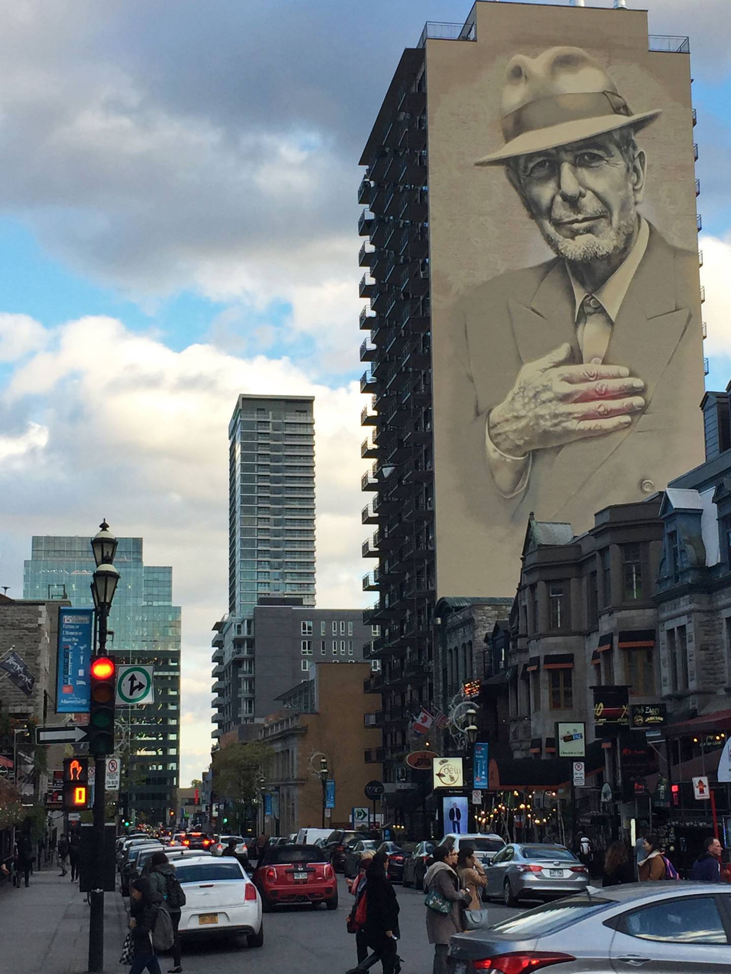 Leonard Cohen minnes fortsatt fire år etter siden død, her på en murvegg i Montreal i hjemlandet Canada.