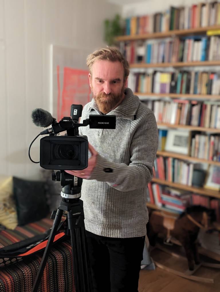Journalist Erik Martiniussen fra Fredrikstad har jobbet i flere år med dokumentarfilmen om Kongo-veteranene, som vises på Fredrikstad Kino under festivalen Nordic Docs 13. november.