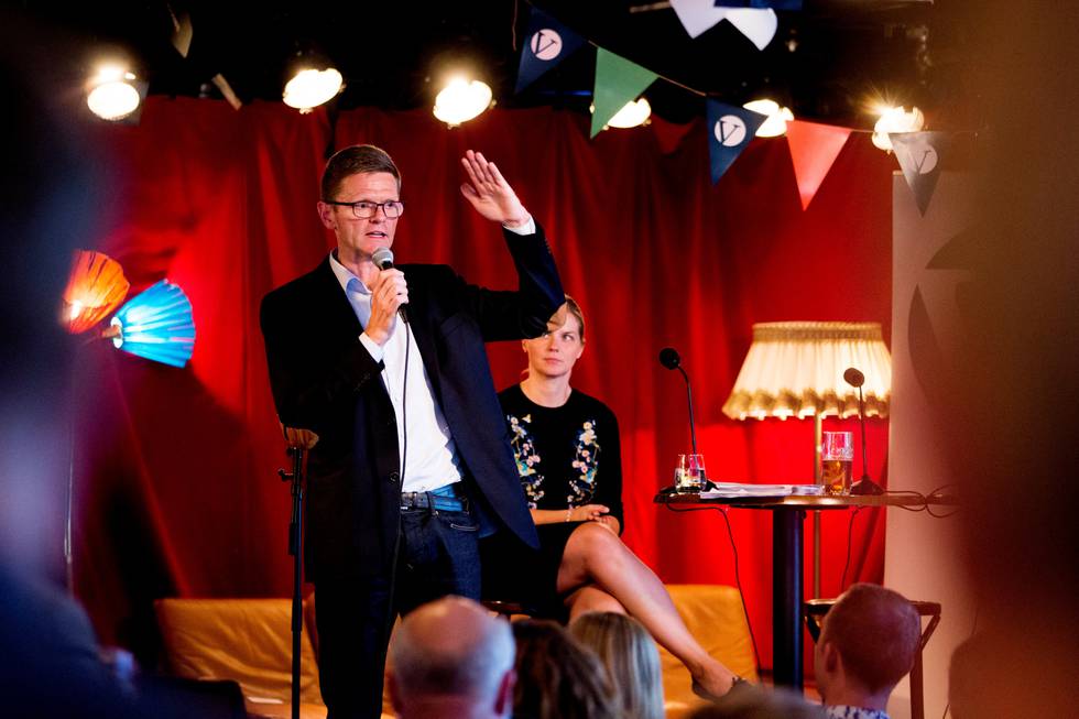 Nestleder i Venstre, Terje Breivik, og gruppeleder i Venstres bystyregruppe, Guri Melby, la torsdag fram utkast til nytt partiprogram i Oslo.