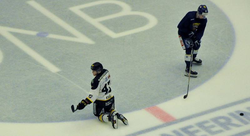 Skadene florerer i Oilers og backen Jørgen Kvål (nummer 47) er satt opp som løper mot Sparta lørdag. Foto: Espen Iversen