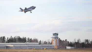 Forsvaret stenger Rygge flystasjon for sivile fly