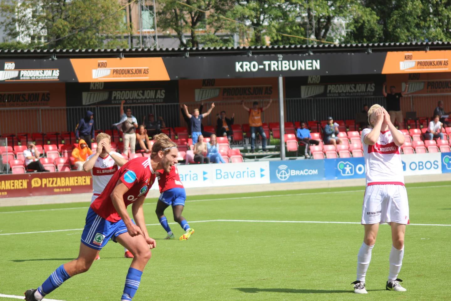 Daniel Størseth Lunde var sikker fra straffemerket, og kunne juble for 3-3, etter 78 minutter. På overtid satte han også kronen på verket, med 5-3-scoringa.