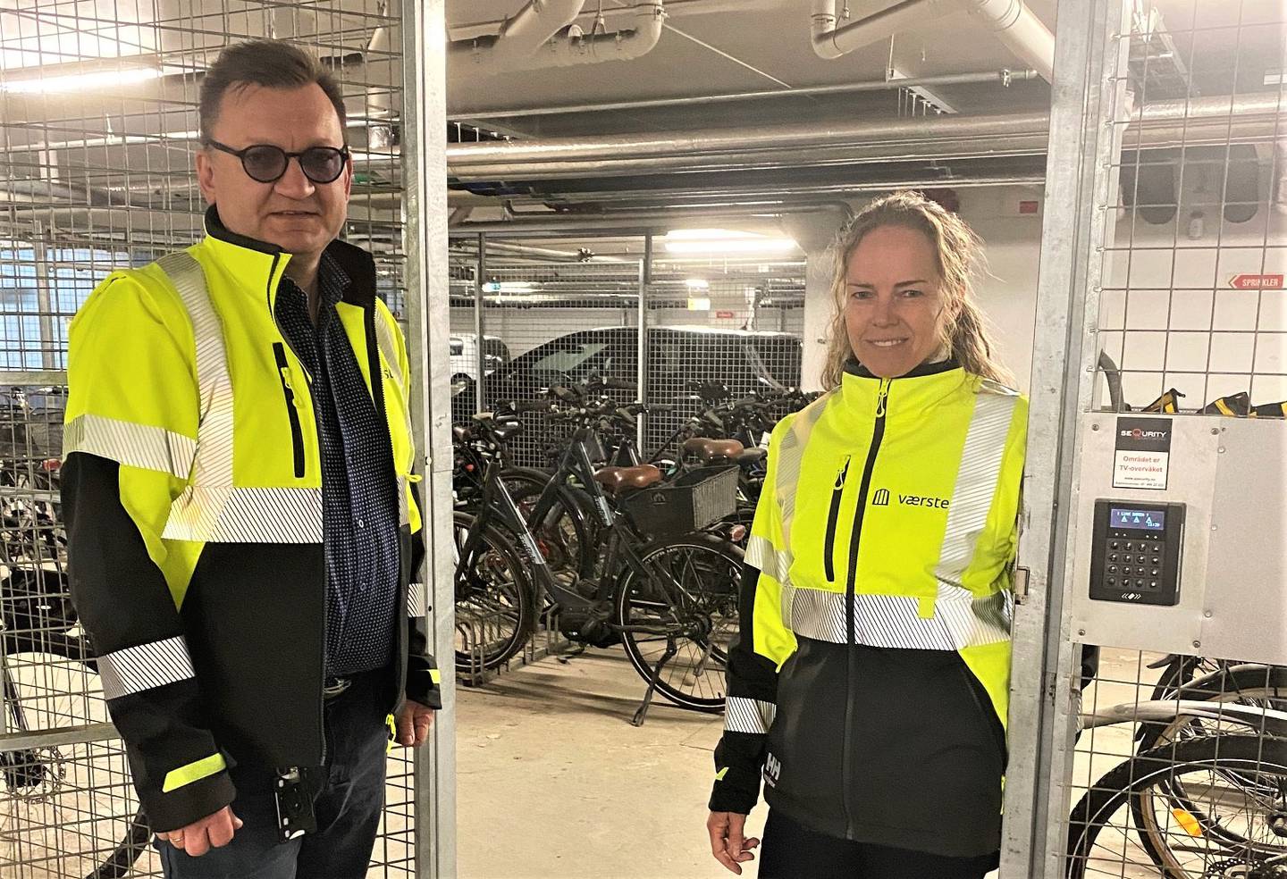 Ansatte på Dokka 6 på Værste har både innendørs sykkelparkering og sykkelvaskemaskin.