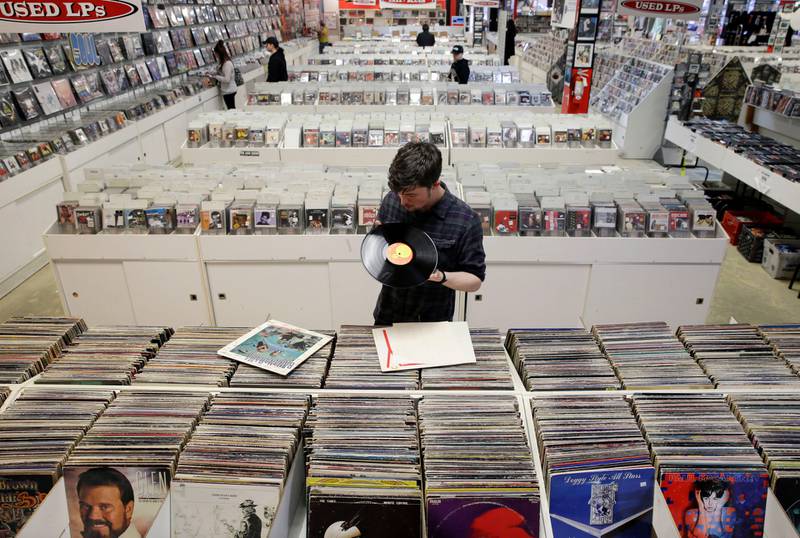 Advarsel: Det kan bli litt mer folksomt i platebutikkene som deltar i Record Store Day lørdag.