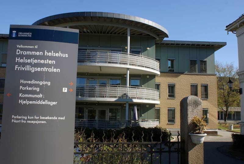 JOBBER MED TILTAK: Drammen Helsehus har de siste årene hatt flere saker der Fylkesmannen har konkludert med brudd på kravet til forsvarlighet. 