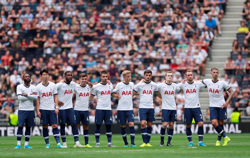 Soccer Football - International Champions Cup - Tottenham Hotspur v Inter Milan - Tottenham Hotspur Stadium, London, Britain - August 4, 2019  Tottenham Hotspur players look on before losing the penalty shootout  Action Images via Reuters/Andrew Couldridge