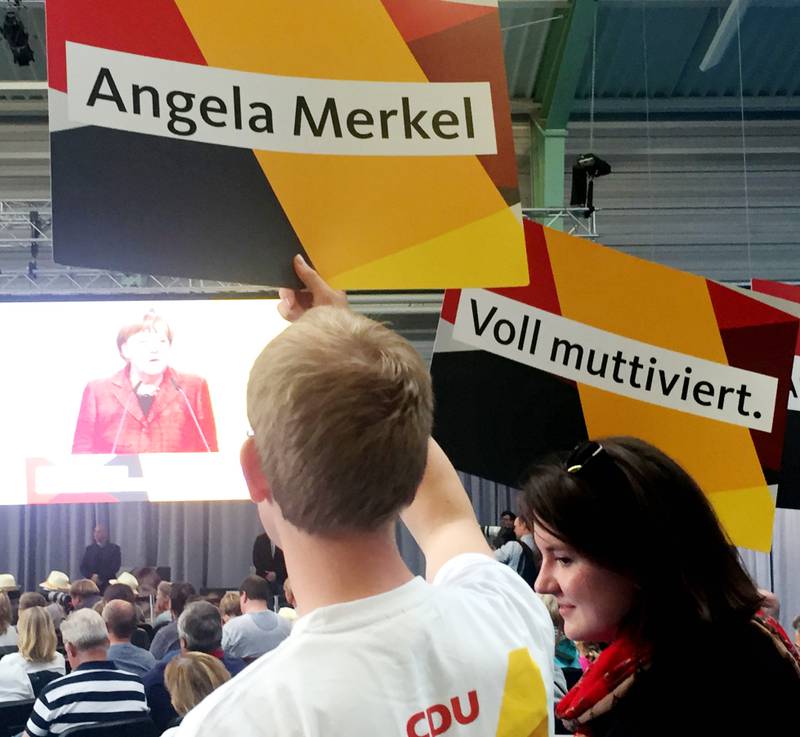 Merkels tilhengere er på plass i Schwerin, motivert for mer av Mutti.