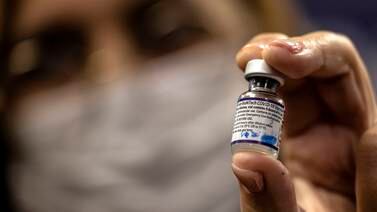 Israel ruller ut fjerde vaksinedose