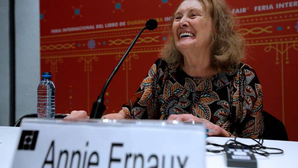 Nobelprisen i litteratur til Annie Ernaux! Finalement!