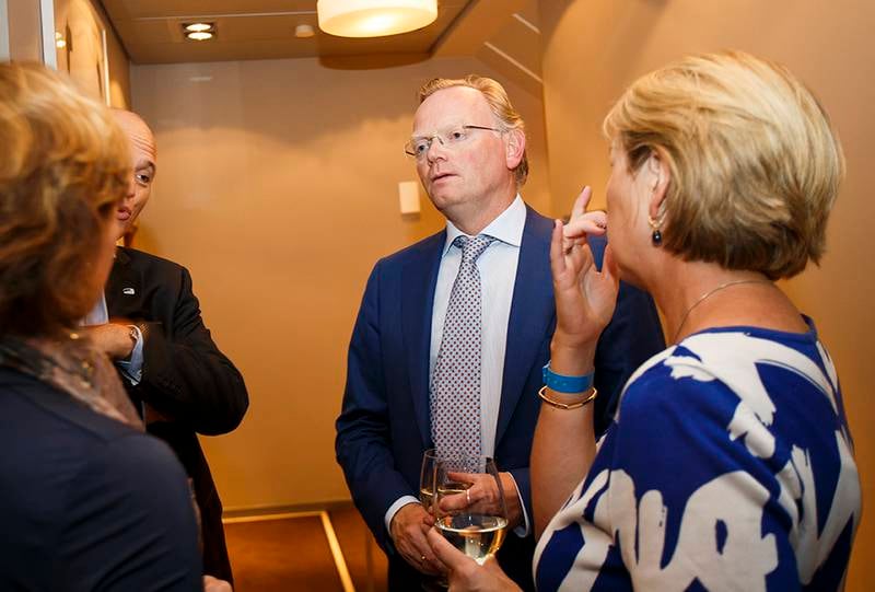 Statsminister Erna Solberg ektemann Sindre Finnes på Ekebergrestauranten under Høyres valgvake. FOTO: Heiko Junge/NTB scanpix
