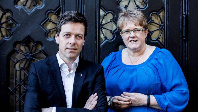 KrF-leder Knut Arild Hareide og Venstre-leder Trine Skei Grande stiller asylkrav. FOTO: FREDRIK BJERKNES