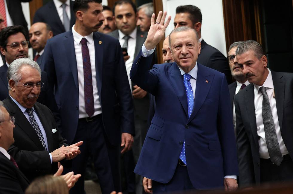Tyrkias president Recep Tayyip Erdogan stiller krav for å godkjenne finsk og svensk Nato-medlemskap.