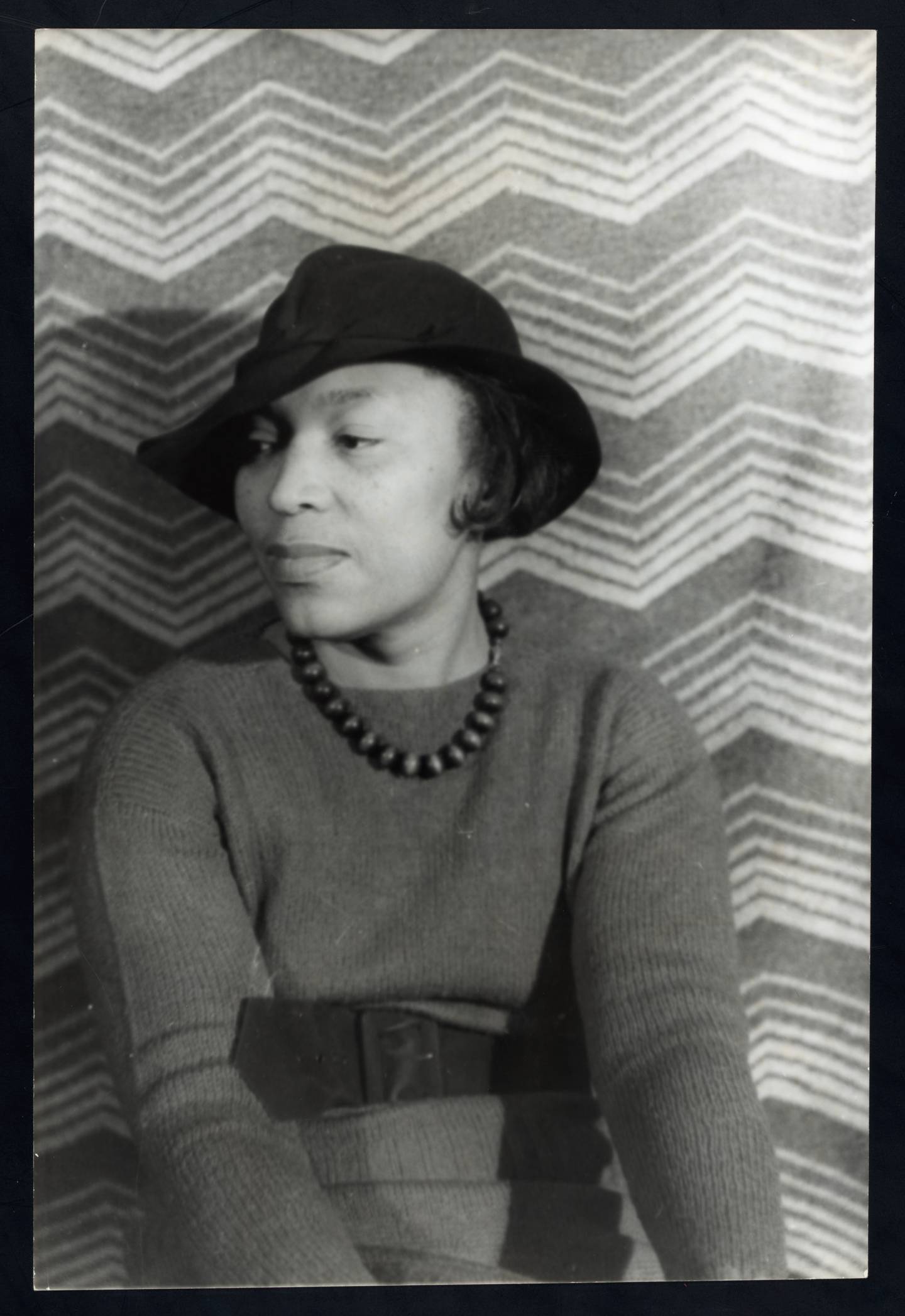 Zora Neale Hurston (1891-1960) var sentral i det som kalles «Harlem-renessansen», et oppsving for svart musikk, litteratur og annen kultur i New York på 1920-tallet.
