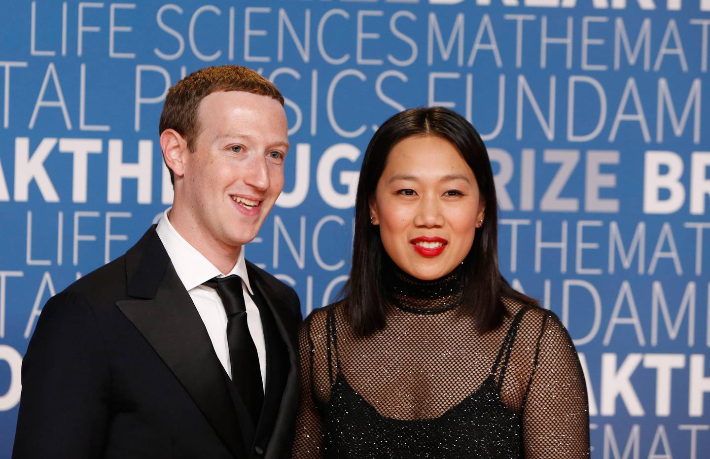 MOUNTAIN VIEW, CA - NOVEMBER 04: Mark Zuckerberg (L) and Priscilla Chan attend the 2019 Breakthrough Prize at NASA Ames Research Center on November 4, 2018 in Mountain View, California.   Lachlan Cunningham/Getty Images for Breakthrough Prize/AFP
== FOR NEWSPAPERS, INTERNET, TELCOS & TELEVISION USE ONLY ==