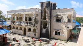 Minst 26 drept i hotellangrep i Somalia