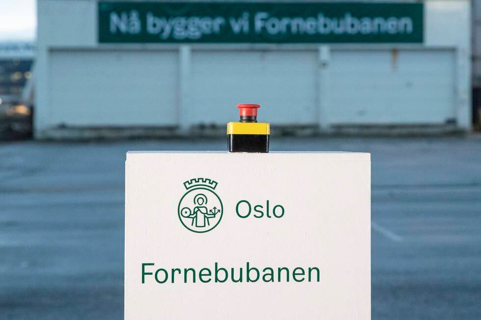 Byrådet i Oslo er i gang med å be grunneiere i Oslo om penger til Fornebubanen. Foto: Terje Pedersen / NTB