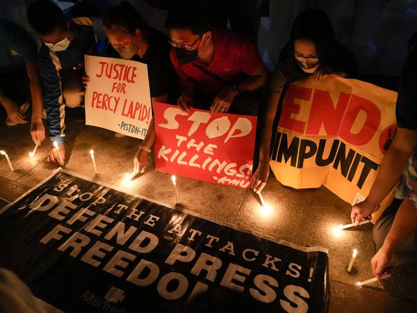 Politiet mener filippinsk fengselssjef beordret drap på journalist
