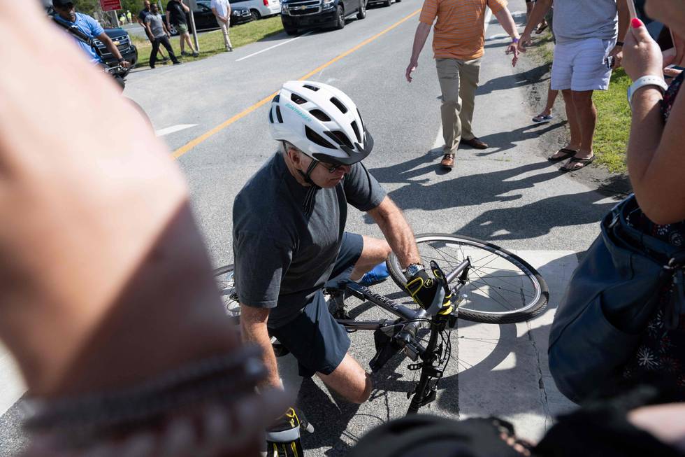 USAs president Joe Biden datt av sykkelen på en morgensykkeltur hjemme i Delaware sist lørdag, han ble ikke skadet.