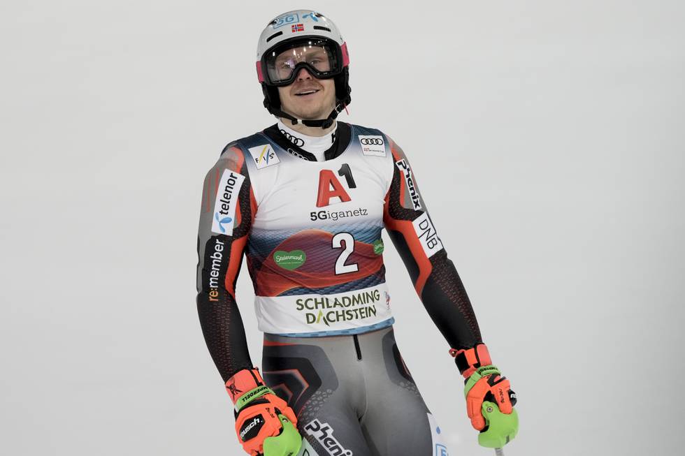 Henrik Kristoffersen i tirsdagens renn i Schladming. Det ble 4.-plass. Neste renn for nordmannen er i OL. Foto: Giovanni Auletta / AP / NTB