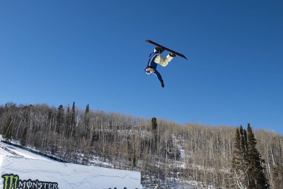 Marcus Kleveland vant gull i knuckle huck i X Games i Aspen, Colorado. Her fra en treningsøkt på torsdag. Foto: Kelsey Brunner / The Aspen Times via AP / NTB