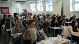 EU-delegasjon på besøk for å lære om integrering i Drammen