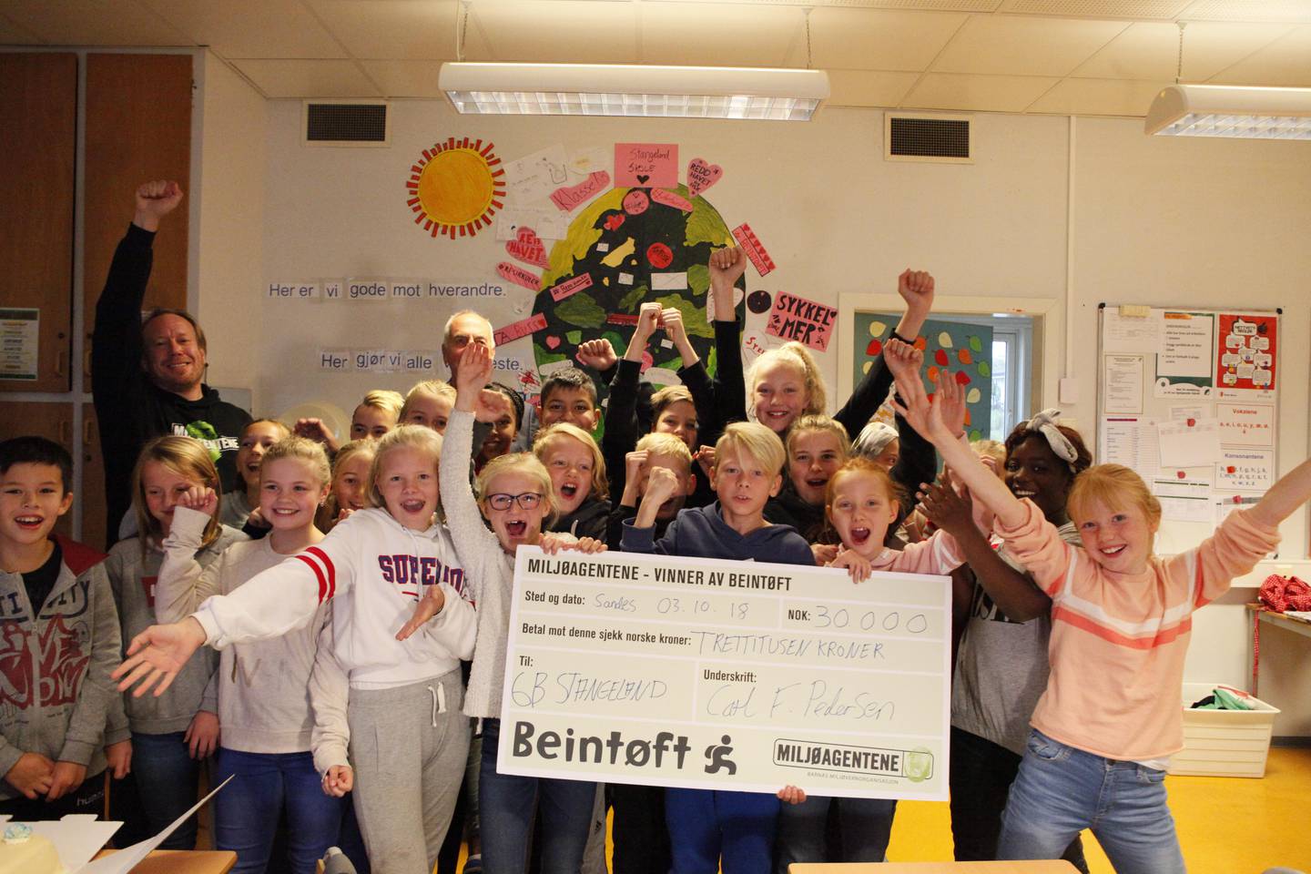 6B ved Stangeland skole ble beste klasse i landet i Beintøft 2018. Foto: Miljøagentene