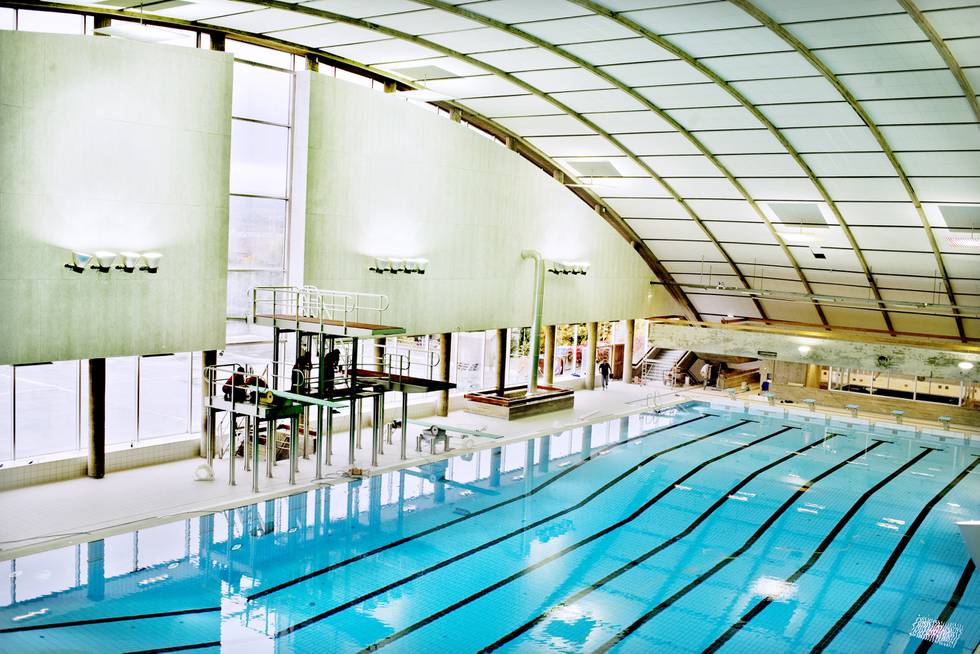 Oslo kommune utvider åpningstidene i fem av de kommunale svømmehallene. FOTO: NTB SCANPIX