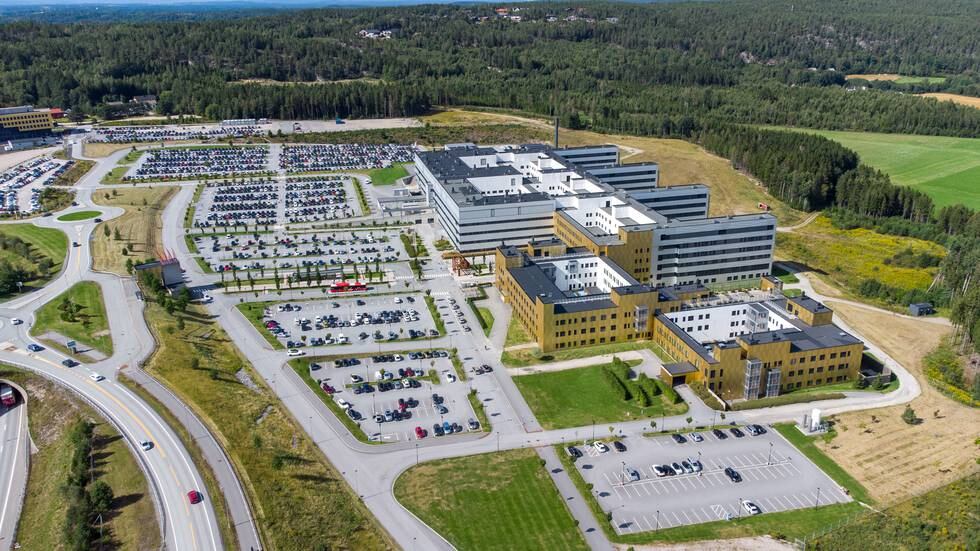 Sykehuset Østfold Kalnes sto klart i 2015. Det ble fort klart at det var underdimensjonert.
