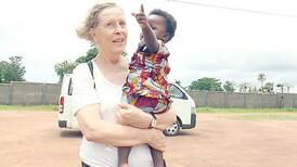 Kjemper mot ebola på barnehjem