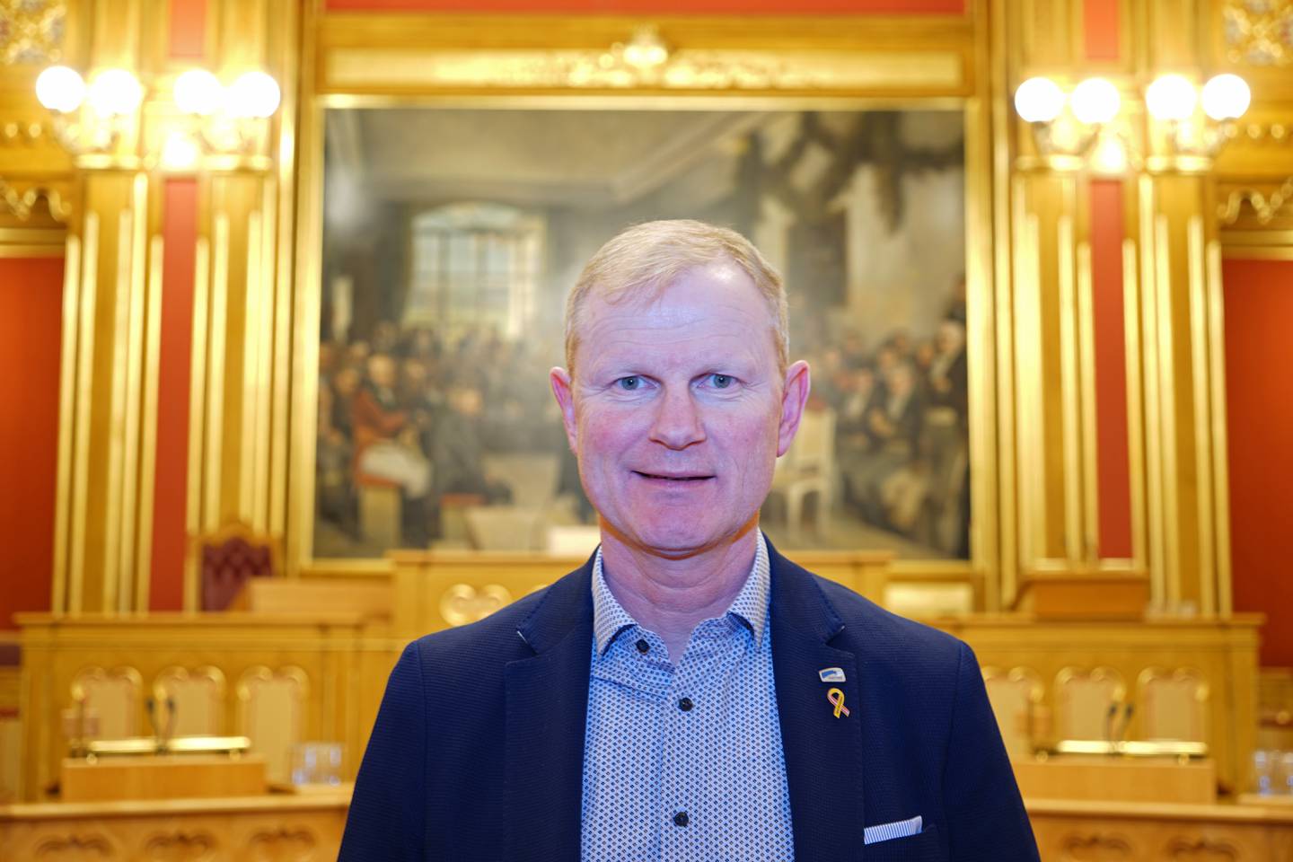 Erlend Larsen (H) er stortingsrepresentant, for Vestfold og Telemark. Han er også medlem av Transport- og kommunikasjonskomiteen.