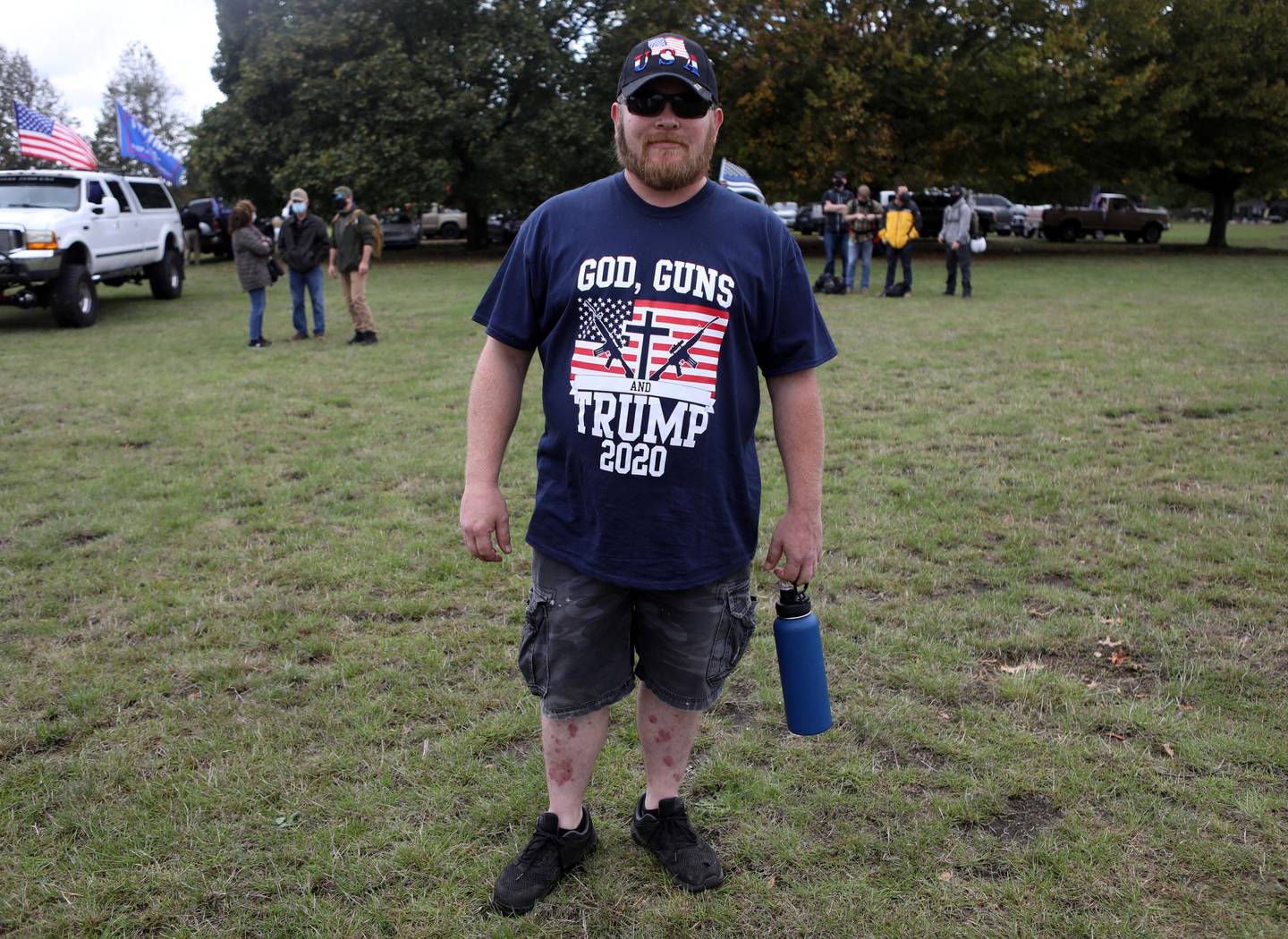 A supporter of the far-right group Proud Boys attends a rally in Portland, Oregon, U.S. September 26, 2020. REUTERS/Jim Urquhart