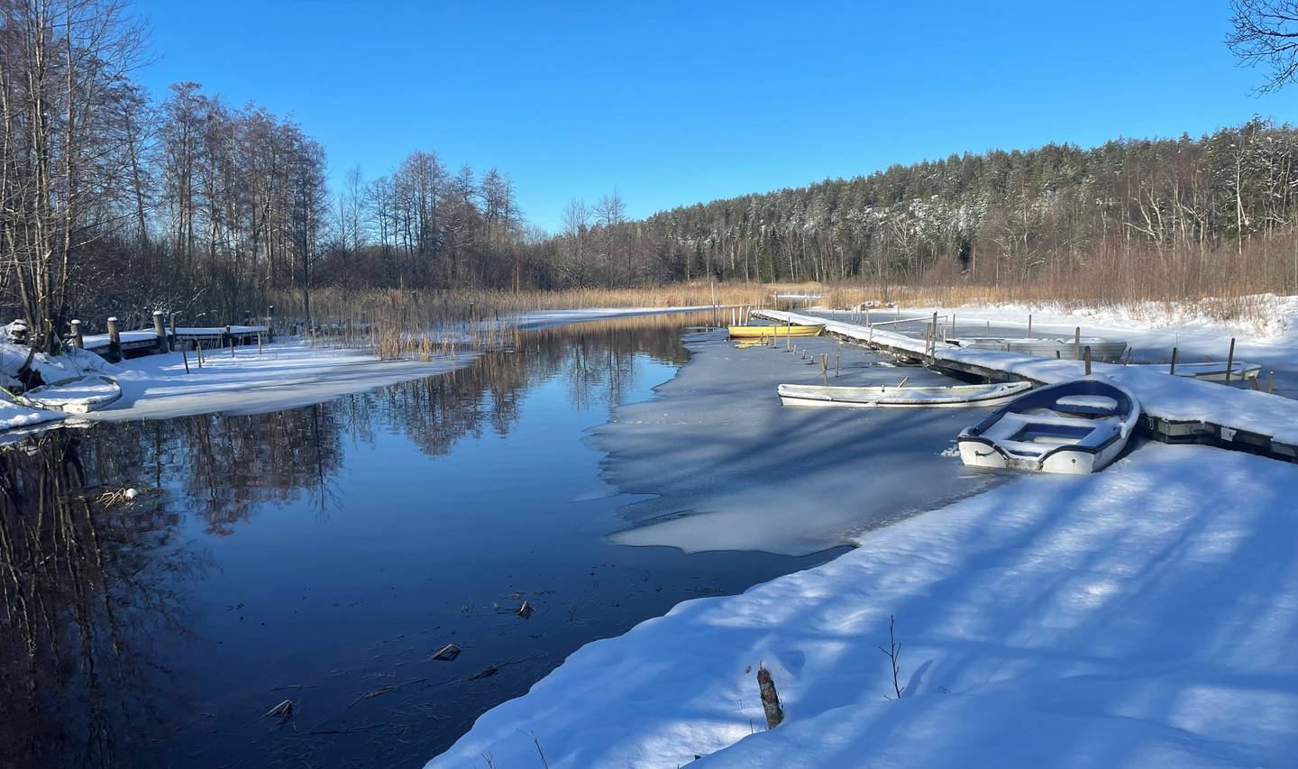 Hytte - vinter - båt - innsjø - Indre Østfold - Lyseren