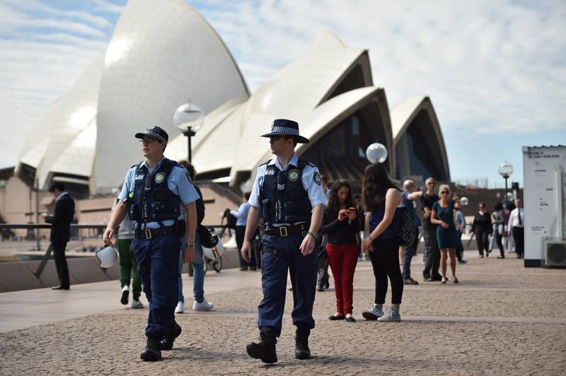 Australia og Sørøst-Asia vil gå sammen om å bekjempe ekstremister, og et toppmøte i Sydney holdes i går og i dag. Bildet er fra Sydney i september i fjor, etter at en terrormistenkt knivstakk to politibetjenter. FOTO: PETER PARKS, NTB SCANPIX